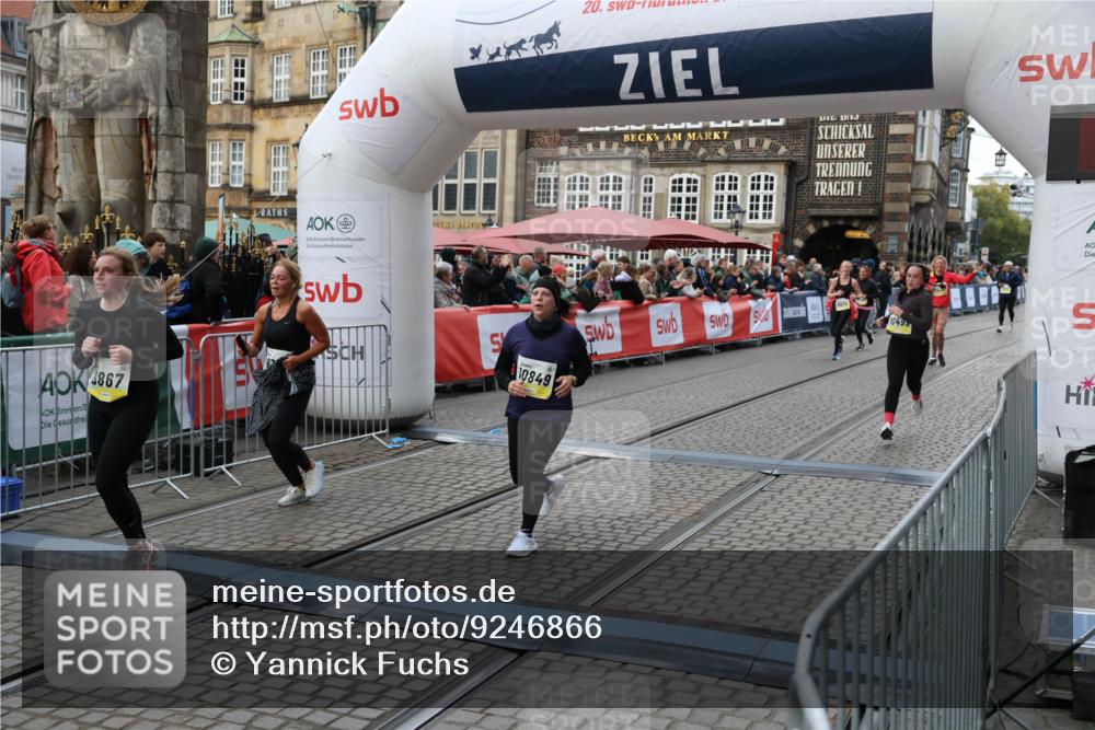 05.10.2025 - 20. swb-Marathon Bremen Yannick Fuchs http://msf.ph/oto/9246866 05.10.2025 11:12:11 Ziel 7007, 9420, 9726, 9867, 10499, 10815, 10839, 10849, 11215 meine-sportfotos.de