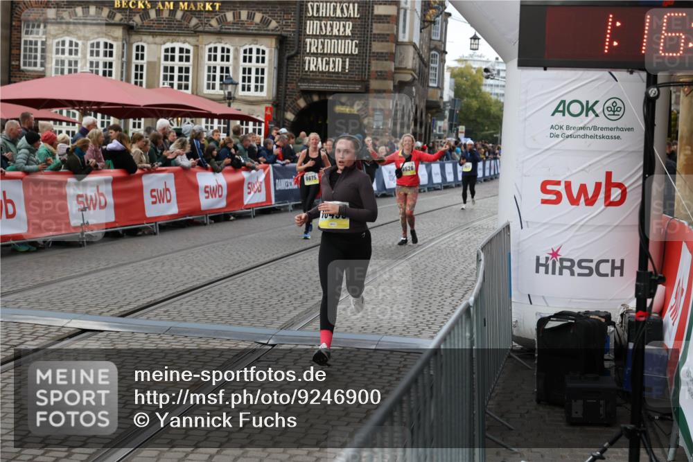 05.10.2025 - 20. swb-Marathon Bremen Yannick Fuchs http://msf.ph/oto/9246900 05.10.2025 11:12:11 Ziel 7007, 9420, 9726, 9867, 10499, 10815, 10839, 10849, 11215 meine-sportfotos.de