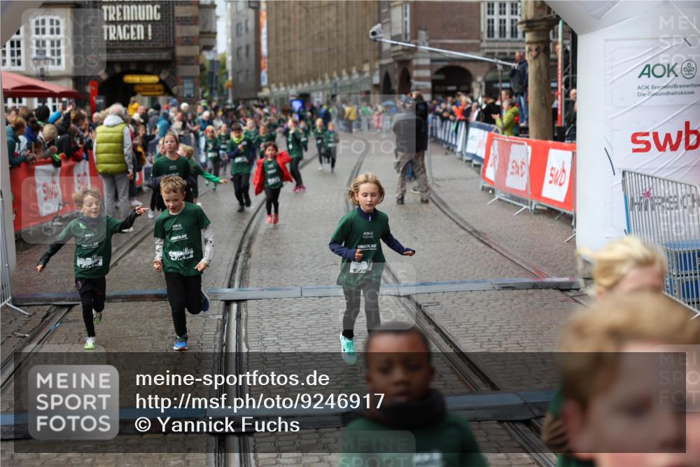 05.10.2025 - 20. swb-Marathon Bremen Yannick Fuchs http://msf.ph/oto/9246917 05.10.2025 15:21:06 Ziel  meine-sportfotos.de
