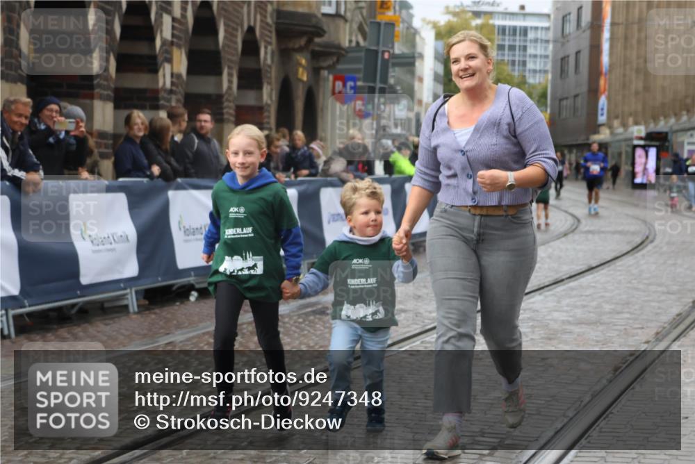 05.10.2025 - 20. swb-Marathon Bremen Strokosch-Dieckow http://msf.ph/oto/9247348 05.10.2025 15:24:36 Ziel  meine-sportfotos.de