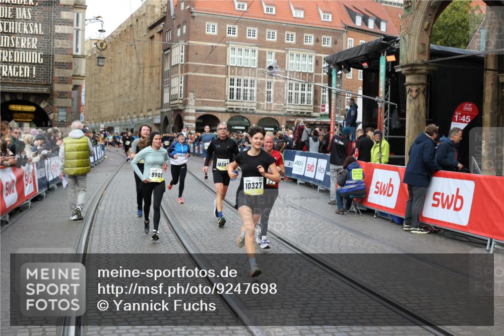 05.10.2025 - 20. swb-Marathon Bremen Yannick Fuchs http://msf.ph/oto/9247698 05.10.2025 10:52:36 Ziel 9172, 9584, 9903, 10241, 10327, 10388, 10507, 10608, 10719, 11283, 11387, 11528 meine-sportfotos.de