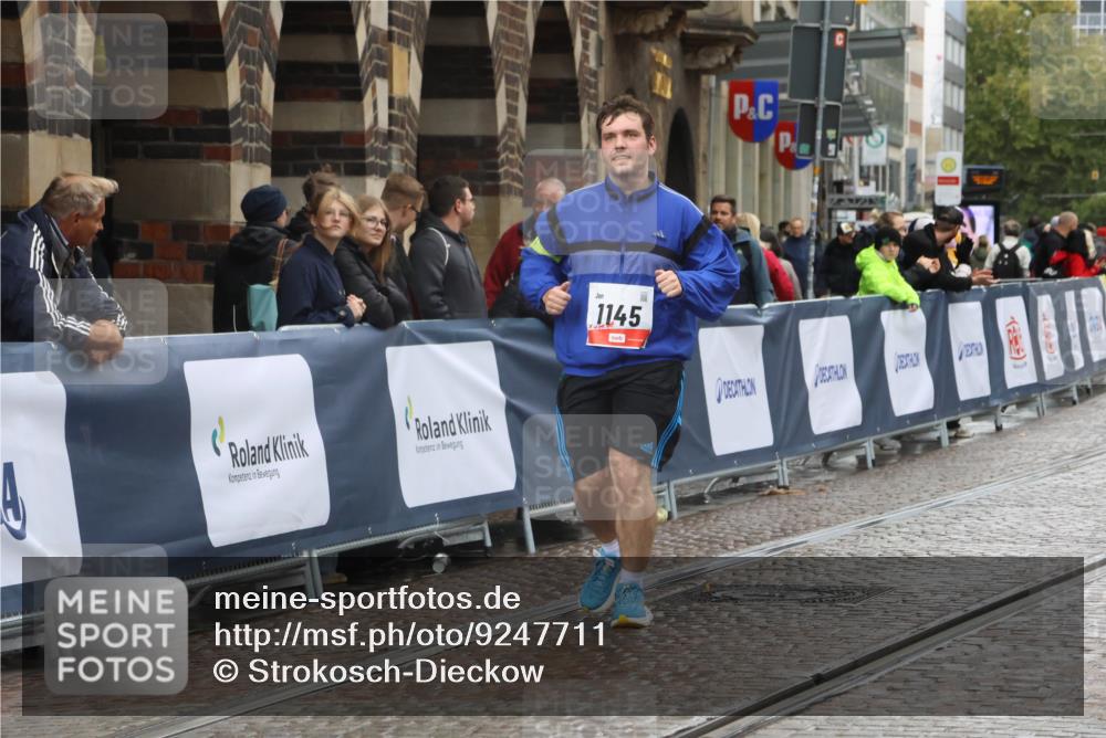 05.10.2025 - 20. swb-Marathon Bremen Strokosch-Dieckow http://msf.ph/oto/9247711 05.10.2025 15:24:51 Ziel 1145 meine-sportfotos.de