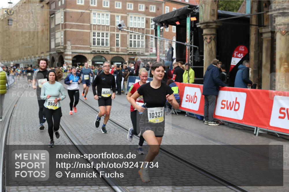 05.10.2025 - 20. swb-Marathon Bremen Yannick Fuchs http://msf.ph/oto/9247734 05.10.2025 10:52:37 Ziel 8888, 9172, 9903, 10241, 10327, 10388, 10507, 10608, 11283, 11387, 11413, 11528 meine-sportfotos.de
