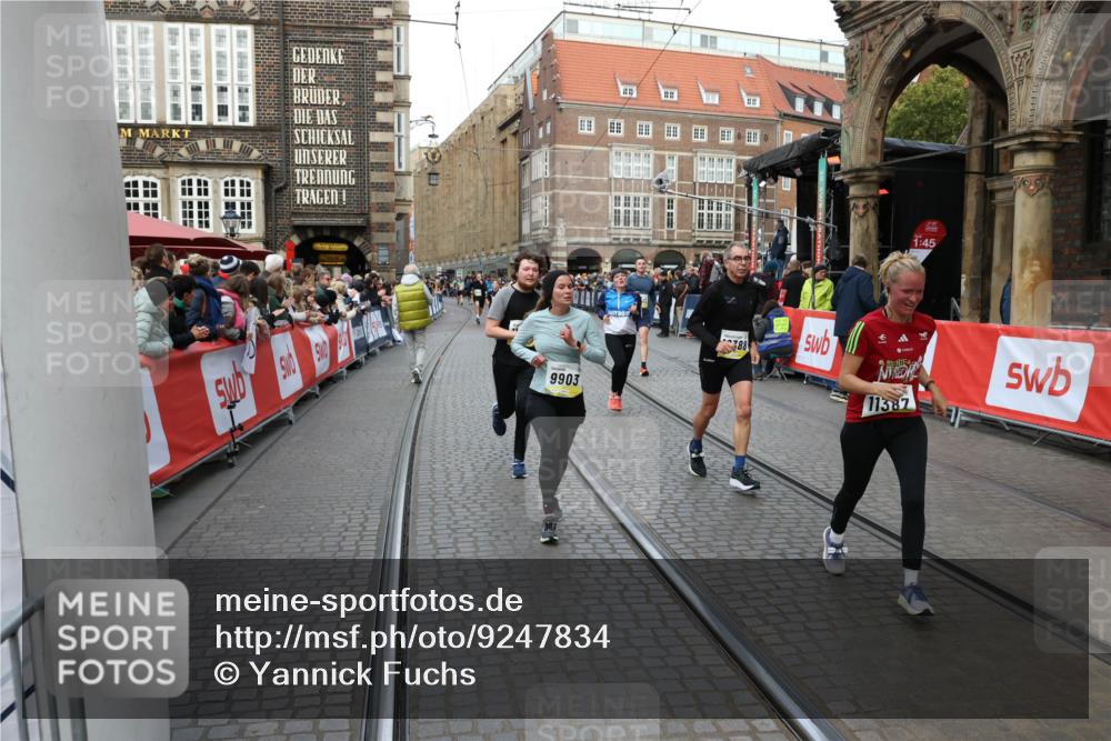 05.10.2025 - 20. swb-Marathon Bremen Yannick Fuchs http://msf.ph/oto/9247834 05.10.2025 10:52:38 Ziel 8888, 9172, 9903, 10241, 10327, 10388, 10608, 11283, 11387, 11413, 11528 meine-sportfotos.de