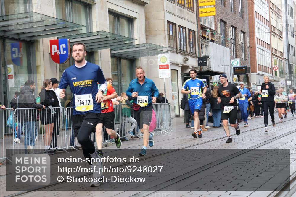 05.10.2025 - 20. swb-Marathon Bremen Strokosch-Dieckow http://msf.ph/oto/9248027 05.10.2025 10:52:30 Ziel 9187, 9209, 9214, 9284, 9501, 9517, 9581, 9830, 9918, 9985, 10064, 10308, 10309, 10514, 10548, 10779, 10833, 10955, 10997, 11012, 11382, 11398, 11417, 11450, 11587, 11722, 9187, 9209, 9214, 9284, 9501, 9517, 9581, 9830, 9918, 9985, 10064, 10308, 10309, 10514, 10548, 10779, 10833, 10955, 10997, 11012, 11382, 11398, 11417, 11450, 11587, 11722 meine-sportfotos.de