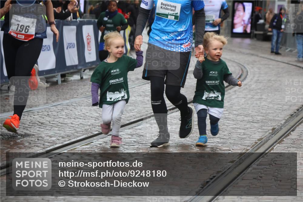 05.10.2025 - 20. swb-Marathon Bremen Strokosch-Dieckow http://msf.ph/oto/9248180 05.10.2025 15:25:28 Ziel 196 meine-sportfotos.de