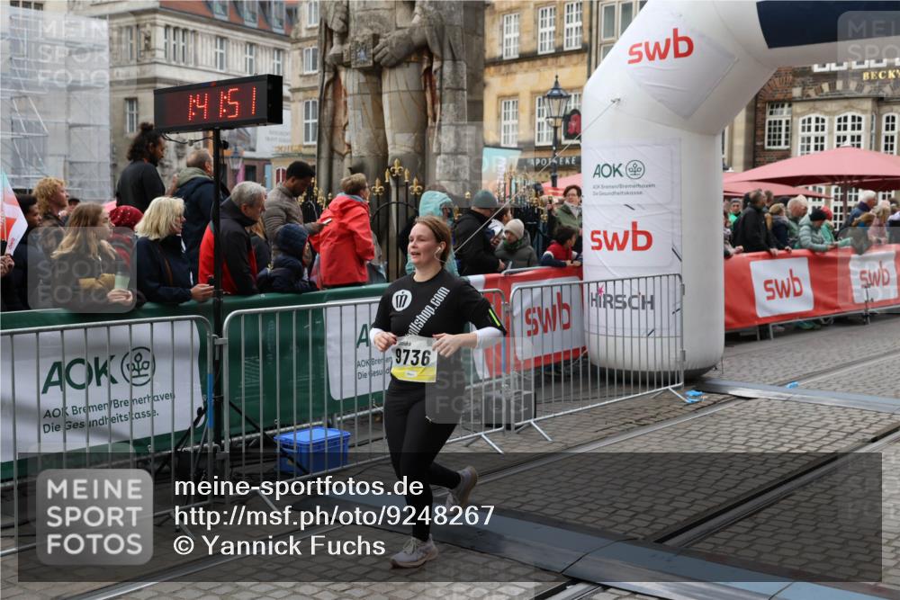 05.10.2025 - 20. swb-Marathon Bremen Yannick Fuchs http://msf.ph/oto/9248267 05.10.2025 11:12:41 Ziel 9736, 10282 meine-sportfotos.de