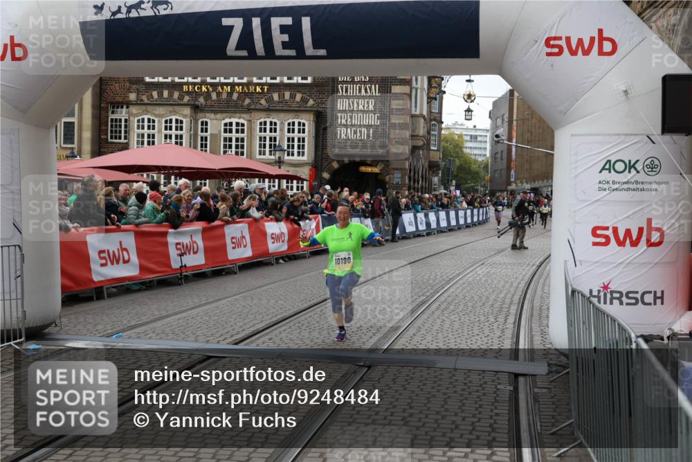 05.10.2025 - 20. swb-Marathon Bremen Yannick Fuchs http://msf.ph/oto/9248484 05.10.2025 11:12:48 Ziel 10190, 11285 meine-sportfotos.de