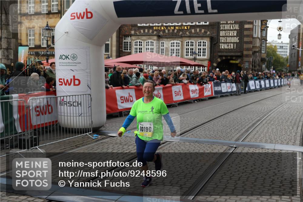 05.10.2025 - 20. swb-Marathon Bremen Yannick Fuchs http://msf.ph/oto/9248596 05.10.2025 11:12:50 Ziel 10190, 11285 meine-sportfotos.de