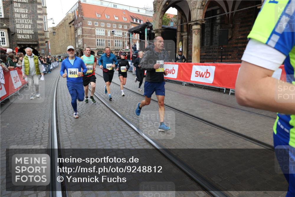 05.10.2025 - 20. swb-Marathon Bremen Yannick Fuchs http://msf.ph/oto/9248812 05.10.2025 10:52:55 Ziel 9214, 9284, 9501, 9517, 9581, 9830, 9985, 10308, 10309, 10514, 10833, 10997, 11012, 11382, 11417, 11587 meine-sportfotos.de