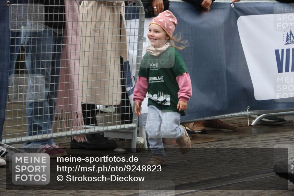 05.10.2025 - 20. swb-Marathon Bremen Strokosch-Dieckow http://msf.ph/oto/9248823 05.10.2025 15:25:52 Ziel  meine-sportfotos.de
