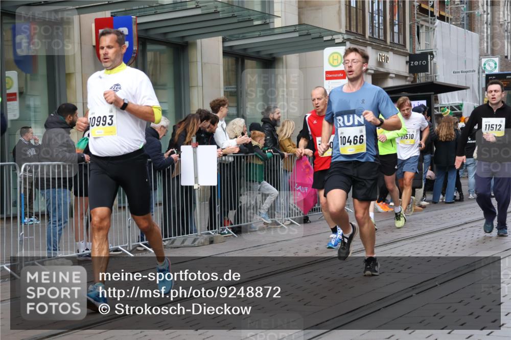 05.10.2025 - 20. swb-Marathon Bremen Strokosch-Dieckow http://msf.ph/oto/9248872 05.10.2025 10:52:57 Ziel 7193, 7251, 9263, 9449, 9539, 9703, 9717, 9834, 9868, 9956, 9957, 10057, 10128, 10242, 10302, 10317, 10335, 10349, 10369, 10460, 10466, 10468, 10655, 10806, 10934, 10958, 10993, 11174, 11175, 11300, 11377, 11510, 11512, 11545, 11616, 11716, 7193, 7251, 9263, 9449, 9539, 9703, 9717, 9834, 9868, 9956, 9957, 10057, 10128, 10242, 10302, 10317, 10335, 10349, 10369, 10460, 10466, 10468, 10655, 10806, 10934, 10958, 10993, 11174 meine-sportfotos.de