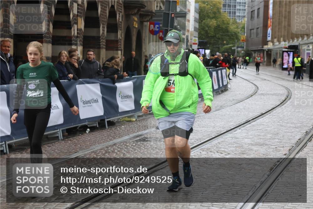05.10.2025 - 20. swb-Marathon Bremen Strokosch-Dieckow http://msf.ph/oto/9249525 05.10.2025 15:27:20 Ziel 543 meine-sportfotos.de