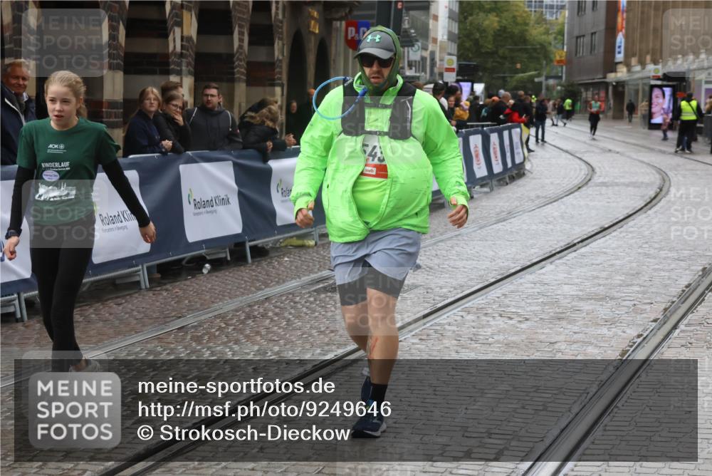 05.10.2025 - 20. swb-Marathon Bremen Strokosch-Dieckow http://msf.ph/oto/9249646 05.10.2025 15:27:20 Ziel 543 meine-sportfotos.de