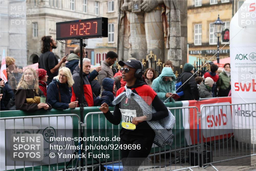 05.10.2025 - 20. swb-Marathon Bremen Yannick Fuchs http://msf.ph/oto/9249696 05.10.2025 11:13:16 Ziel 11170, 11494 meine-sportfotos.de