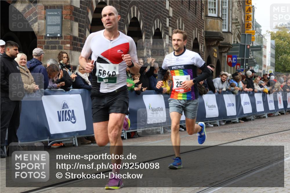 05.10.2025 - 20. swb-Marathon Bremen Strokosch-Dieckow http://msf.ph/oto/9250098 05.10.2025 12:47:55 Ziel 258, 5640, 8550 meine-sportfotos.de