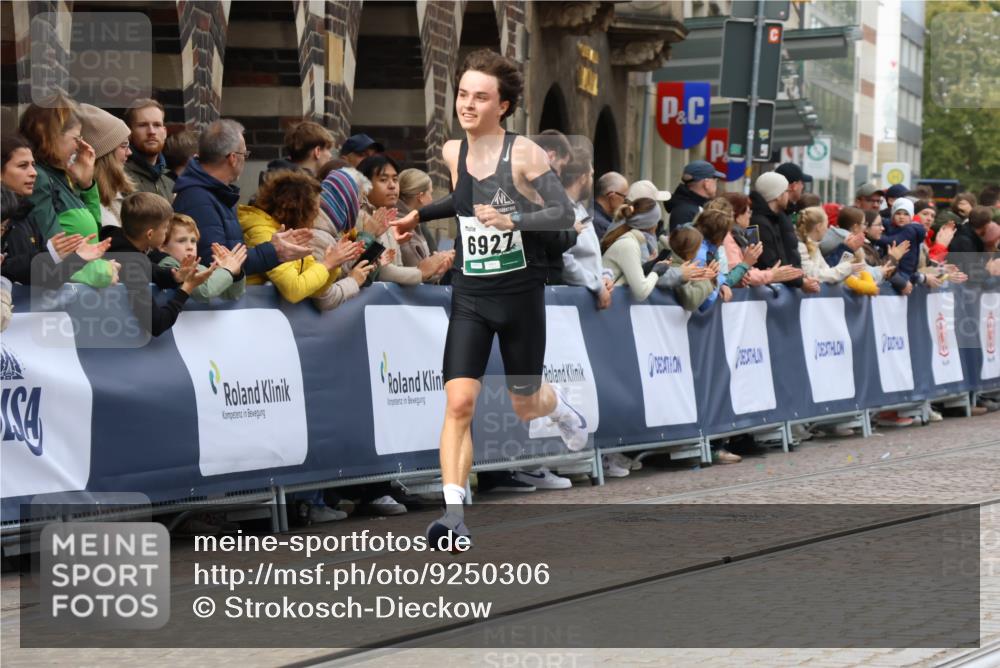 05.10.2025 - 20. swb-Marathon Bremen Strokosch-Dieckow http://msf.ph/oto/9250306 05.10.2025 12:48:22 Ziel 17, 618, 1647, 5608, 6927 meine-sportfotos.de