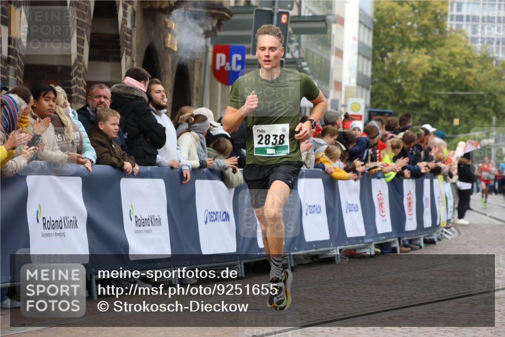 05.10.2025 - 20. swb-Marathon Bremen Strokosch-Dieckow http://msf.ph/oto/9251655 05.10.2025 12:49:45 Ziel 2838 meine-sportfotos.de