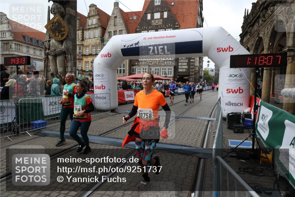 05.10.2025 - 20. swb-Marathon Bremen Yannick Fuchs http://msf.ph/oto/9251737 05.10.2025 11:14:03 Ziel 7014, 7410, 9631, 9667, 9946, 10000, 10036, 10512, 10671, 10721, 10756, 10842, 11541, 11548, 11652, 11653 meine-sportfotos.de