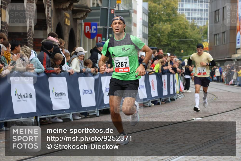 05.10.2025 - 20. swb-Marathon Bremen Strokosch-Dieckow http://msf.ph/oto/9252371 05.10.2025 12:50:34 Ziel 363, 664, 2267 meine-sportfotos.de