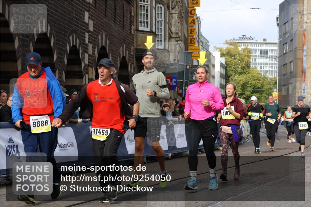 05.10.2025 - 20. swb-Marathon Bremen Strokosch-Dieckow http://msf.ph/oto/9254050 05.10.2025 11:02:05 Ziel 9324, 9363, 9426, 9536, 9686, 10301, 10508, 10855, 10879, 10887, 11014, 11454, 11459 meine-sportfotos.de