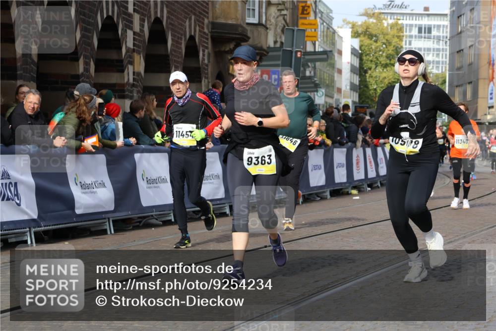 05.10.2025 - 20. swb-Marathon Bremen Strokosch-Dieckow http://msf.ph/oto/9254234 05.10.2025 11:02:10 Ziel 9363, 9426, 10130, 10301, 10508, 11014, 11340, 11454, 11646 meine-sportfotos.de