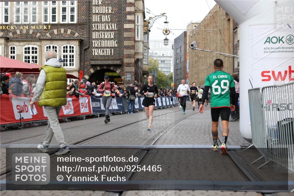 05.10.2025 - 20. swb-Marathon Bremen Yannick Fuchs http://msf.ph/oto/9254465 05.10.2025 10:46:00 Ziel 9285, 9960, 10350, 10773, 10823, 11617 meine-sportfotos.de