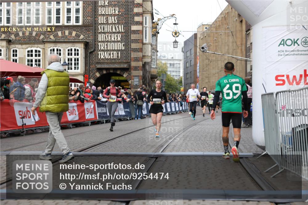 05.10.2025 - 20. swb-Marathon Bremen Yannick Fuchs http://msf.ph/oto/9254474 05.10.2025 10:46:00 Ziel 9285, 9960, 10350, 10773, 10823, 11617 meine-sportfotos.de
