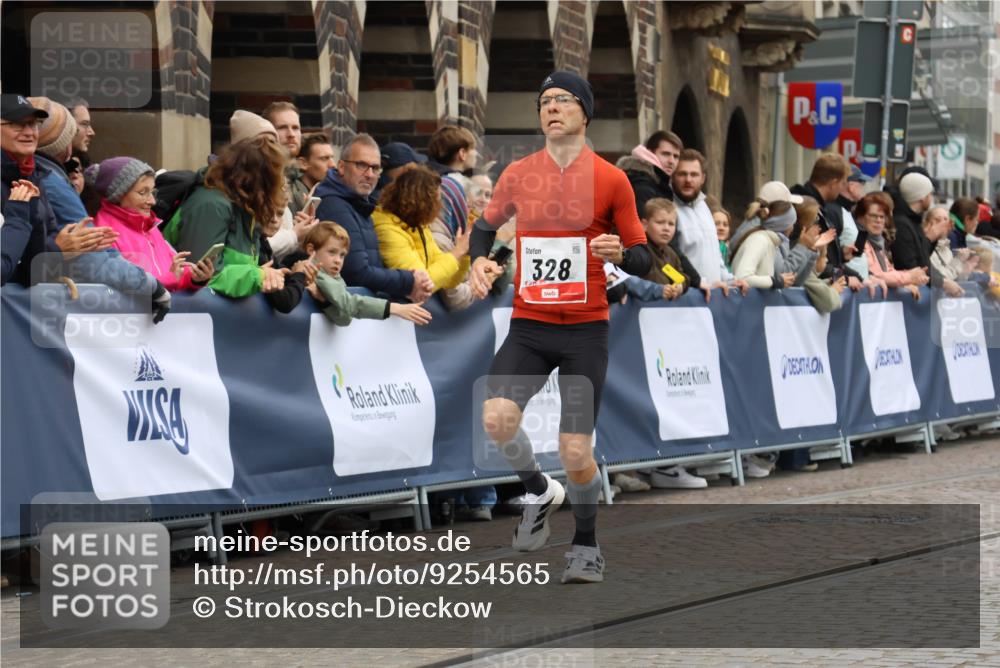 05.10.2025 - 20. swb-Marathon Bremen Strokosch-Dieckow http://msf.ph/oto/9254565 05.10.2025 12:53:09 Ziel 328, 6541 meine-sportfotos.de