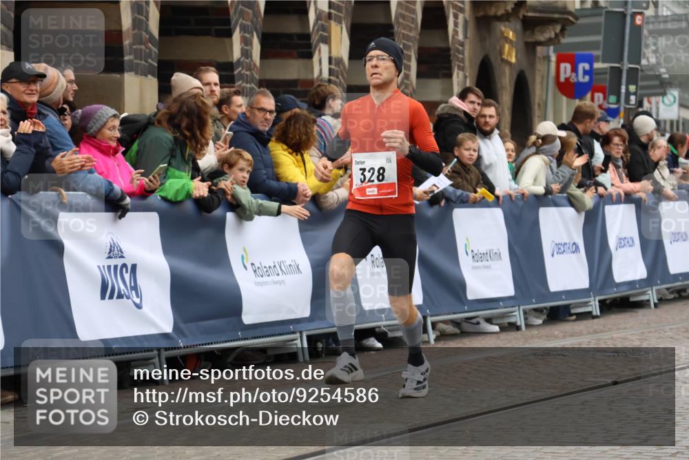 05.10.2025 - 20. swb-Marathon Bremen Strokosch-Dieckow http://msf.ph/oto/9254586 05.10.2025 12:53:09 Ziel 328, 6541 meine-sportfotos.de
