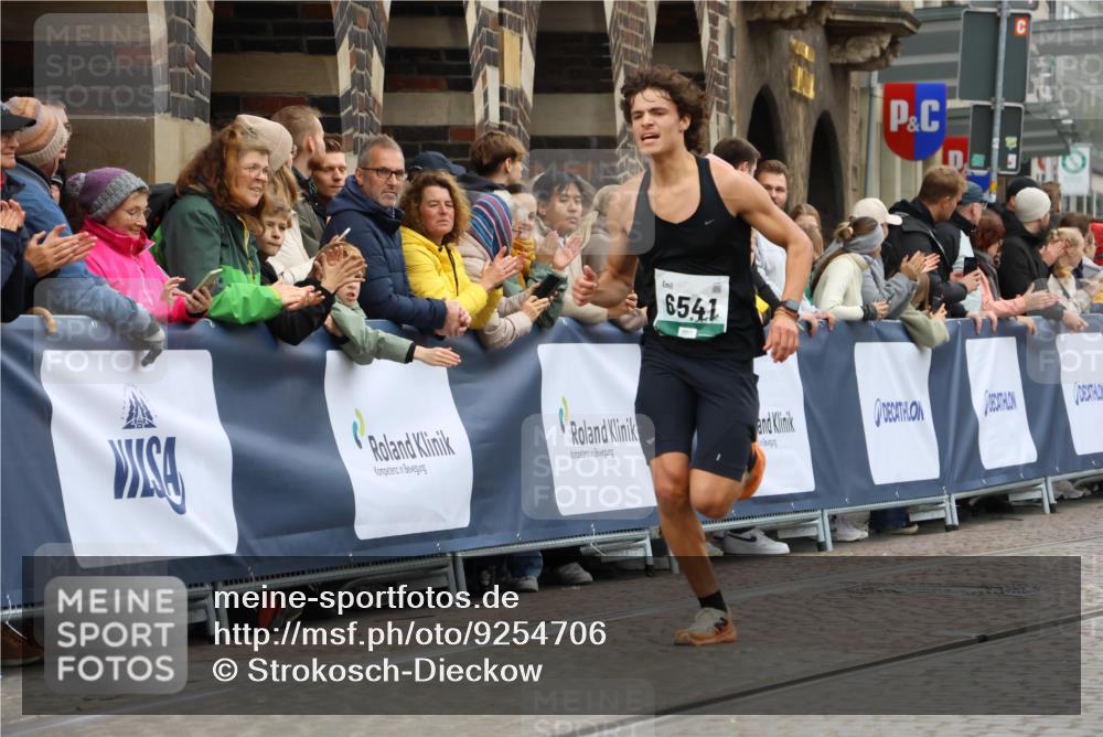 05.10.2025 - 20. swb-Marathon Bremen Strokosch-Dieckow http://msf.ph/oto/9254706 05.10.2025 12:53:14 Ziel 1444, 6541 meine-sportfotos.de
