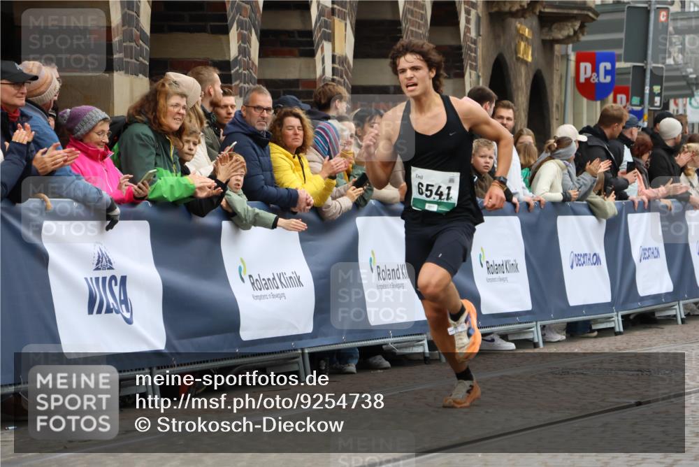 05.10.2025 - 20. swb-Marathon Bremen Strokosch-Dieckow http://msf.ph/oto/9254738 05.10.2025 12:53:14 Ziel 1444, 6541 meine-sportfotos.de