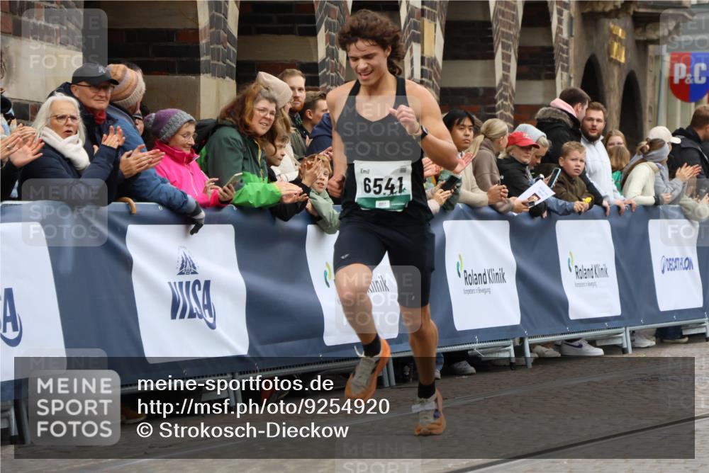 05.10.2025 - 20. swb-Marathon Bremen Strokosch-Dieckow http://msf.ph/oto/9254920 05.10.2025 12:53:14 Ziel 1444, 6541 meine-sportfotos.de