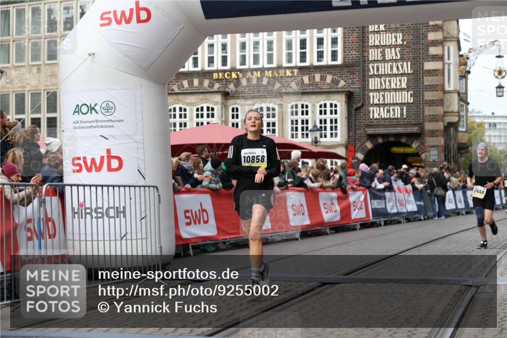 05.10.2025 - 20. swb-Marathon Bremen Yannick Fuchs http://msf.ph/oto/9255002 05.10.2025 10:46:15 Ziel 9500, 10688, 10858, 11074, 11446, 11513 meine-sportfotos.de