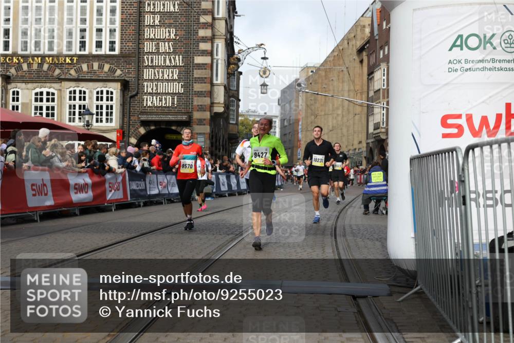 05.10.2025 - 20. swb-Marathon Bremen Yannick Fuchs http://msf.ph/oto/9255023 05.10.2025 10:55:02 Ziel 9427, 9436, 9560, 9570, 10024, 10231, 10232, 10233, 10487, 10609, 10770, 11163, 11276, 11320, 11373, 11470 meine-sportfotos.de