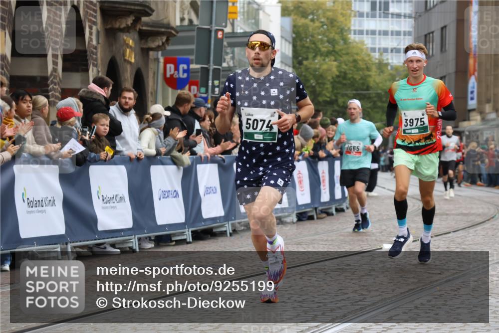 05.10.2025 - 20. swb-Marathon Bremen Strokosch-Dieckow http://msf.ph/oto/9255199 05.10.2025 12:53:28 Ziel 925, 1665, 2940, 3975, 5074 meine-sportfotos.de