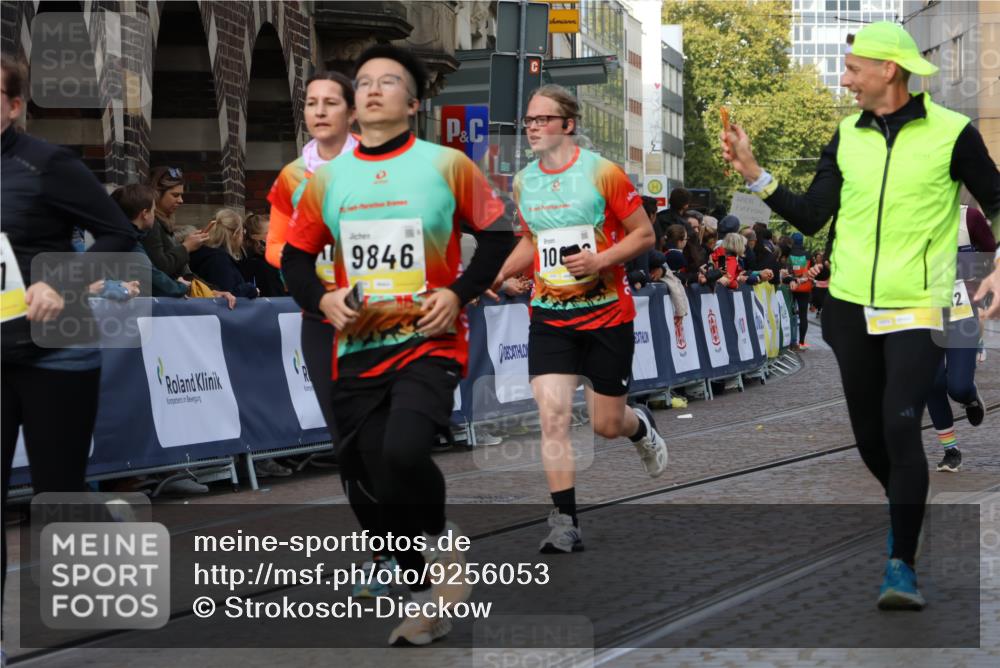 05.10.2025 - 20. swb-Marathon Bremen Strokosch-Dieckow http://msf.ph/oto/9256053 05.10.2025 11:02:53 Ziel 9644, 9846, 10167, 10207, 10656, 10734, 10876, 10940, 11087, 11312, 11504, 11576, 11667, 11668, 11735 meine-sportfotos.de