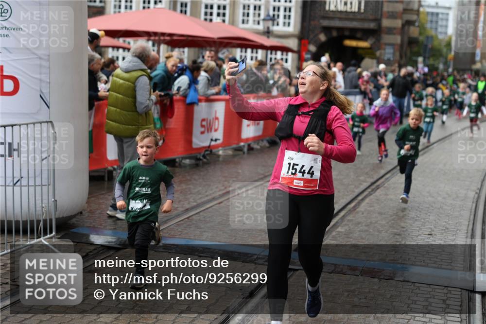05.10.2025 - 20. swb-Marathon Bremen Yannick Fuchs http://msf.ph/oto/9256299 05.10.2025 15:22:46 Ziel 1544 meine-sportfotos.de