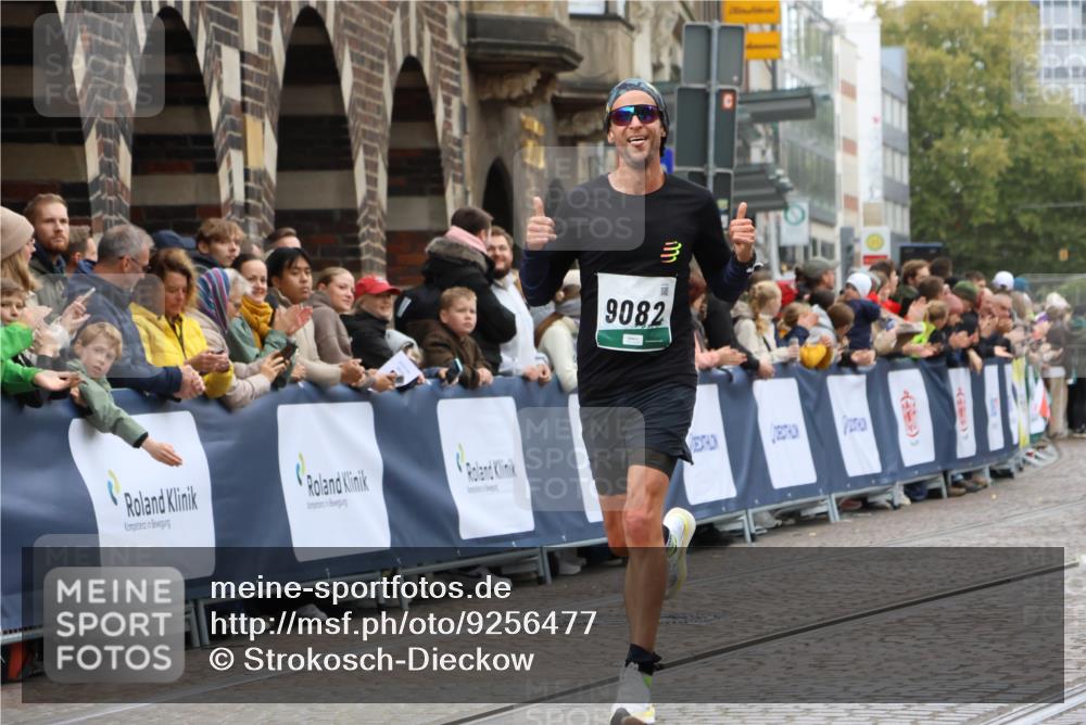 05.10.2025 - 20. swb-Marathon Bremen Strokosch-Dieckow http://msf.ph/oto/9256477 05.10.2025 12:54:15 Ziel 1889, 9082 meine-sportfotos.de