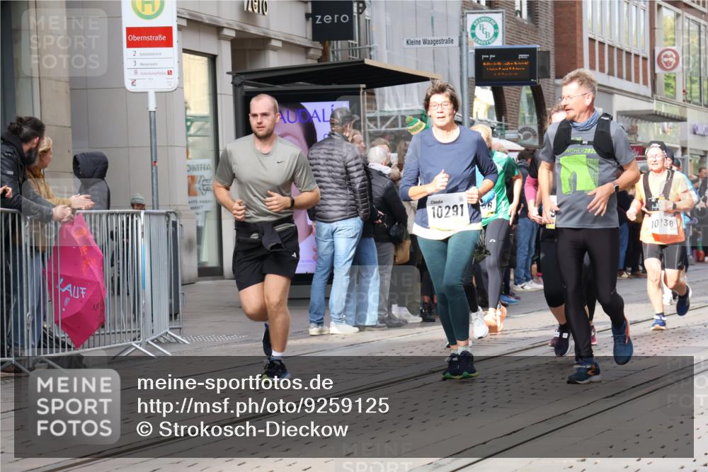 05.10.2025 - 20. swb-Marathon Bremen Strokosch-Dieckow http://msf.ph/oto/9259125 05.10.2025 10:59:36 Ziel 7621, 9005, 9378, 9381, 9473, 9603, 9604, 9611, 9612, 9666, 9673, 10138, 10290, 10291, 10311, 10489, 10572, 11026, 11125, 11266, 11444, 11582, 11600, 11639, 11644, 11720, 7621, 9005, 9378, 9381, 9473, 9603, 9604, 9611, 9612, 9666, 9673, 10138, 10290, 10291, 10311, 10489, 10572, 11026, 11125, 11266, 11444, 11582, 11600, 11639, 11644, 11720 meine-sportfotos.de