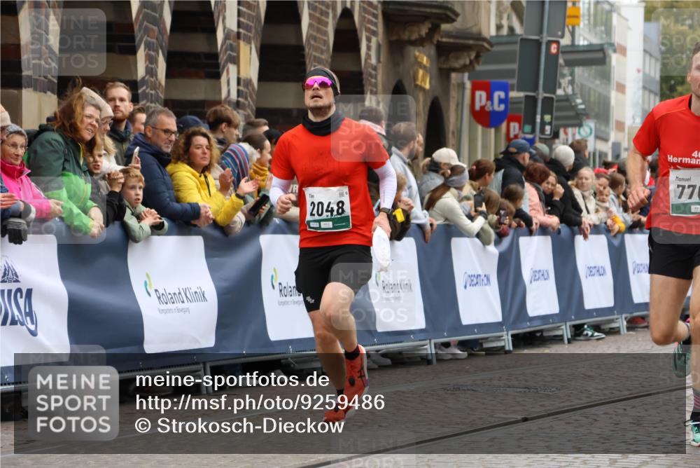 05.10.2025 - 20. swb-Marathon Bremen Strokosch-Dieckow http://msf.ph/oto/9259486 05.10.2025 12:56:07 Ziel 57, 481, 2048, 3707, 7766 meine-sportfotos.de