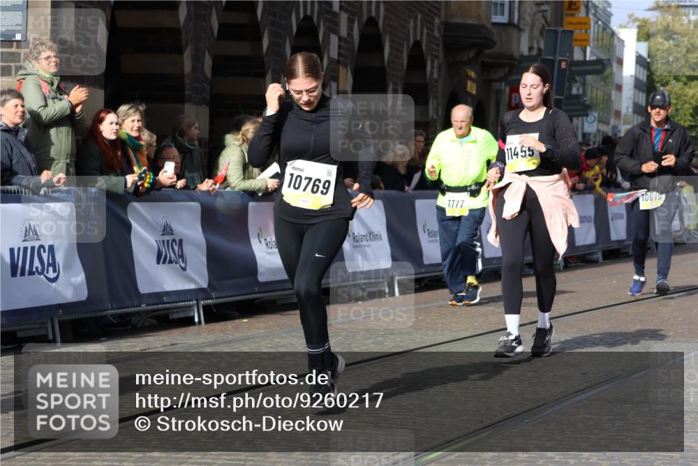 05.10.2025 - 20. swb-Marathon Bremen Strokosch-Dieckow http://msf.ph/oto/9260217 05.10.2025 11:05:47 Ziel 7777, 9423, 9907, 10197, 10529, 10619, 10769, 11455 meine-sportfotos.de