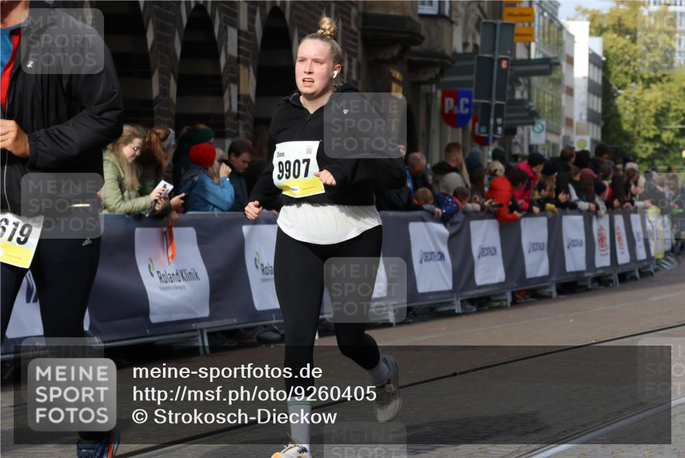 05.10.2025 - 20. swb-Marathon Bremen Strokosch-Dieckow http://msf.ph/oto/9260405 05.10.2025 11:05:51 Ziel 7777, 9907, 10619, 11455 meine-sportfotos.de