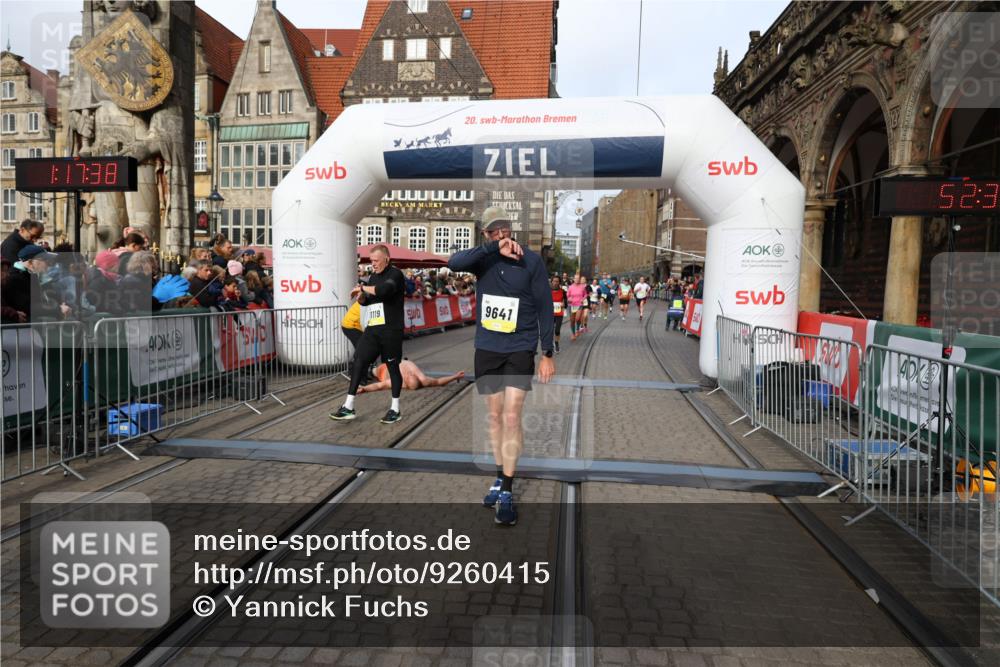 05.10.2025 - 20. swb-Marathon Bremen Yannick Fuchs http://msf.ph/oto/9260415 05.10.2025 10:48:27 Ziel 9223, 9293, 9404, 9641, 9704, 9706, 9810, 10931, 10953, 11119, 11292, 11561, 11637 meine-sportfotos.de
