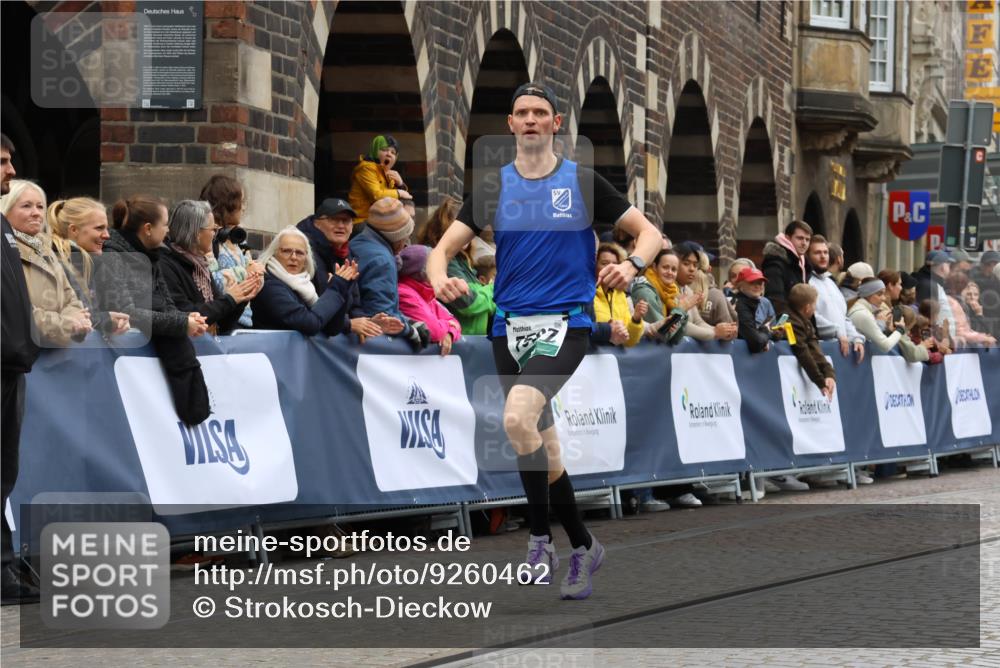 05.10.2025 - 20. swb-Marathon Bremen Strokosch-Dieckow http://msf.ph/oto/9260462 05.10.2025 12:56:45 Ziel 1925, 7587 meine-sportfotos.de