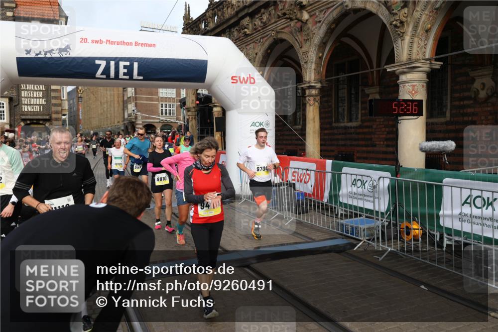 05.10.2025 - 20. swb-Marathon Bremen Yannick Fuchs http://msf.ph/oto/9260491 05.10.2025 10:48:31 Ziel 8787, 9223, 9298, 9404, 9641, 9665, 9704, 9810, 9958, 10109, 10131, 10211, 11119, 11292, 11637 meine-sportfotos.de