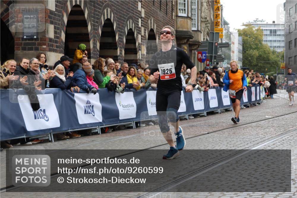 05.10.2025 - 20. swb-Marathon Bremen Strokosch-Dieckow http://msf.ph/oto/9260599 05.10.2025 12:56:56 Ziel 193, 436, 1901, 1925 meine-sportfotos.de
