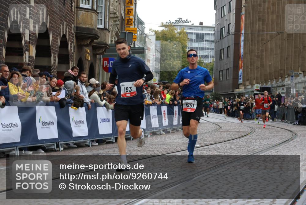 05.10.2025 - 20. swb-Marathon Bremen Strokosch-Dieckow http://msf.ph/oto/9260744 05.10.2025 12:57:01 Ziel 193, 436, 1901, 2497 meine-sportfotos.de