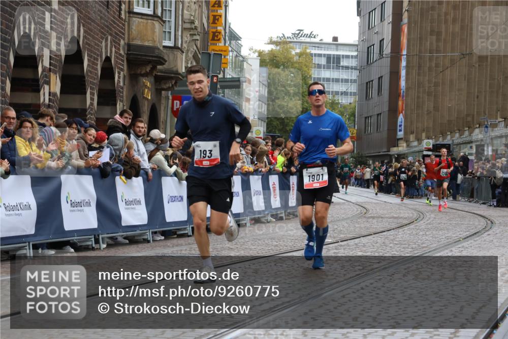 05.10.2025 - 20. swb-Marathon Bremen Strokosch-Dieckow http://msf.ph/oto/9260775 05.10.2025 12:57:01 Ziel 193, 436, 1901, 2497 meine-sportfotos.de
