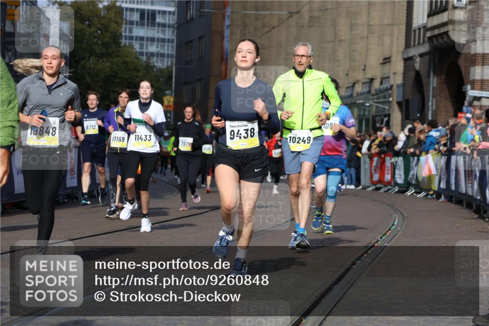 05.10.2025 - 20. swb-Marathon Bremen Strokosch-Dieckow http://msf.ph/oto/9260848 05.10.2025 11:06:10 Ziel 7979, 9228, 9387, 9438, 9523, 9712, 9786, 10100, 10152, 10192, 10243, 10249, 10374, 10404, 10462, 10623, 10848, 11065, 11092, 11169, 11231, 11296, 11433 meine-sportfotos.de